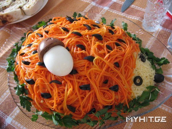 სადღესასწაულო სალათა