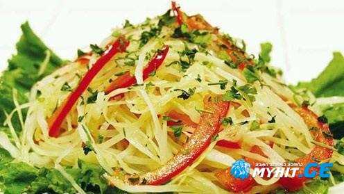 გემრიელი და მარტივი კომბოსტოს სალათი