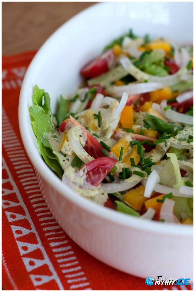 საზაფხულო სალათა უჩვეულო საწებლით