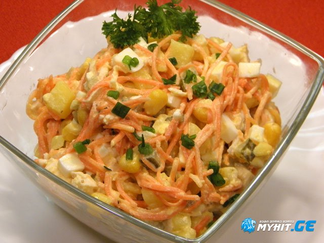 სალათა კორეული სტაფილოთი და შებოლილი ქათმით