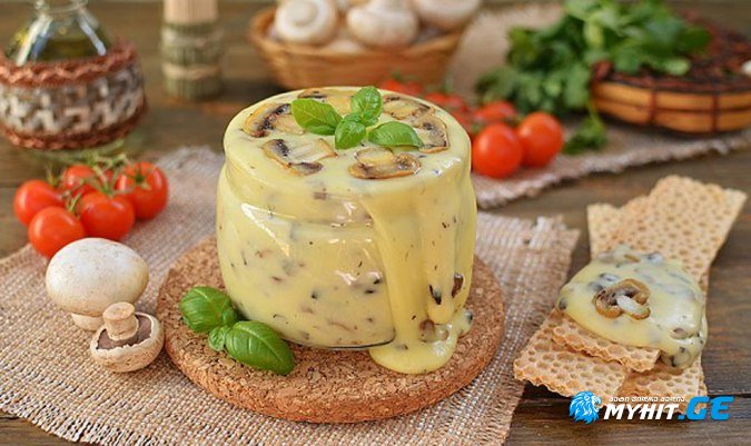 არარეალურად გემრიელი მდნარი ყველი ქამა სოკოთი