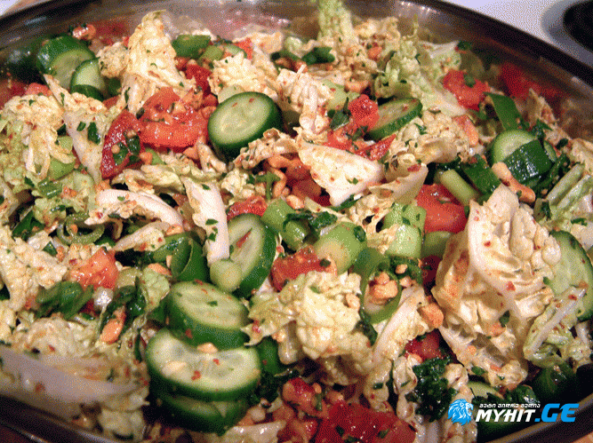 ახალი კომბოსტოს სალათა