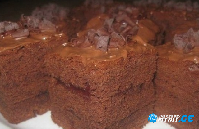 ნაზი და ფუმფულა შოკოლადის ნამცხვარი ჯემის შიგთავსით