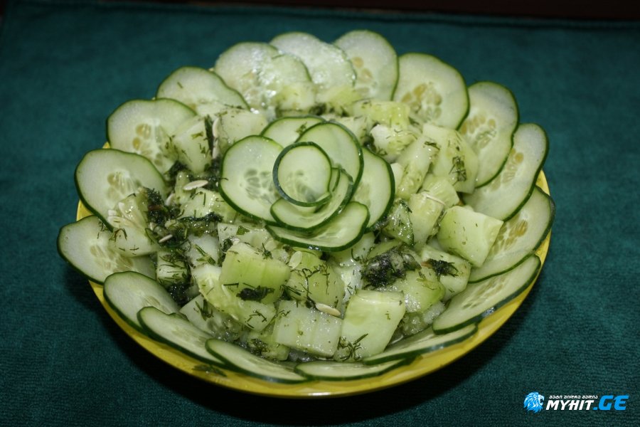 კიტრის სალათა