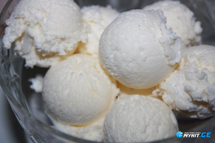 ნესვის ნაყინი