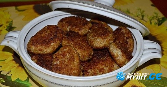 ბოშური კატლეტები: გამოდის საოცრად წვნიანი და ფუმფულა!