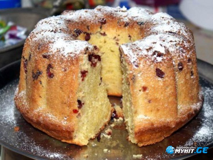 კექსი ჩაისთვის ნიგვზით და ქიშმიშით