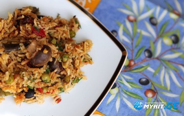 სამარხვო ბრინჯის ფლავი ბოსტნეულით