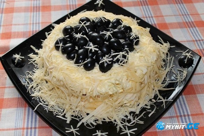 ამის შემდეგ სხვა სალათს აღარ მოამზადებთ - საგაზაფხულო სალათი ქათმის ხორცით