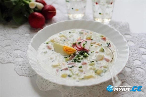 აკროშკა კეფირით და გაზიანი წყლით