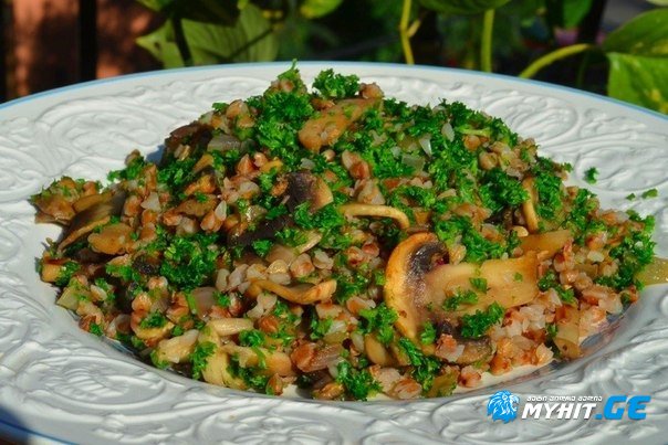 წიწიბურას ფაფა სოკოთი (სამარხვო)