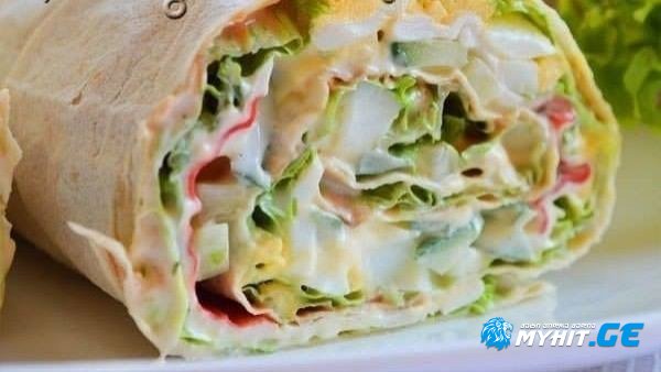 ლავაშის რულეტი კიბორჩხალას ჩხირებით