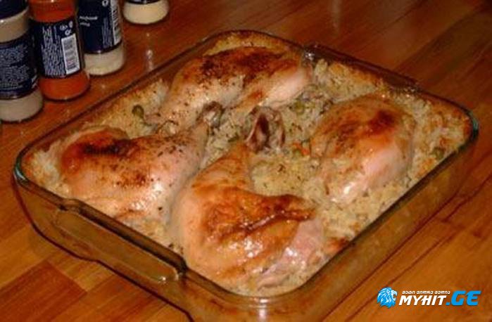 ქათამი ბრინჯით ღუმელში - ნოყიერი სადილი მთელი ოჯახისთვის