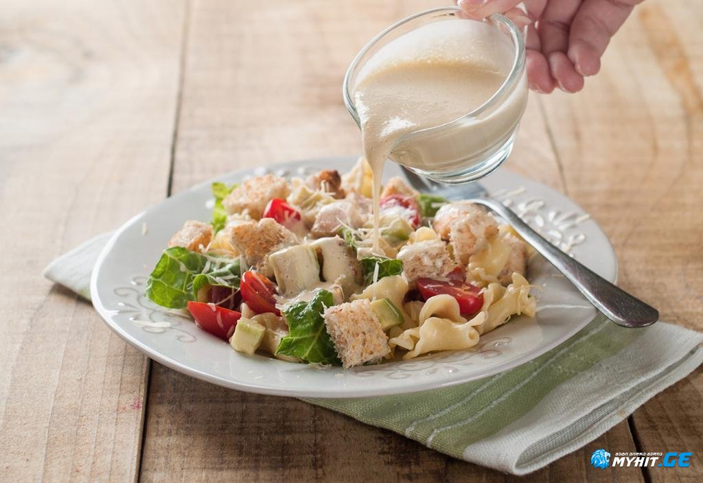 სოუსი სალათა "ცეზარისთვის"