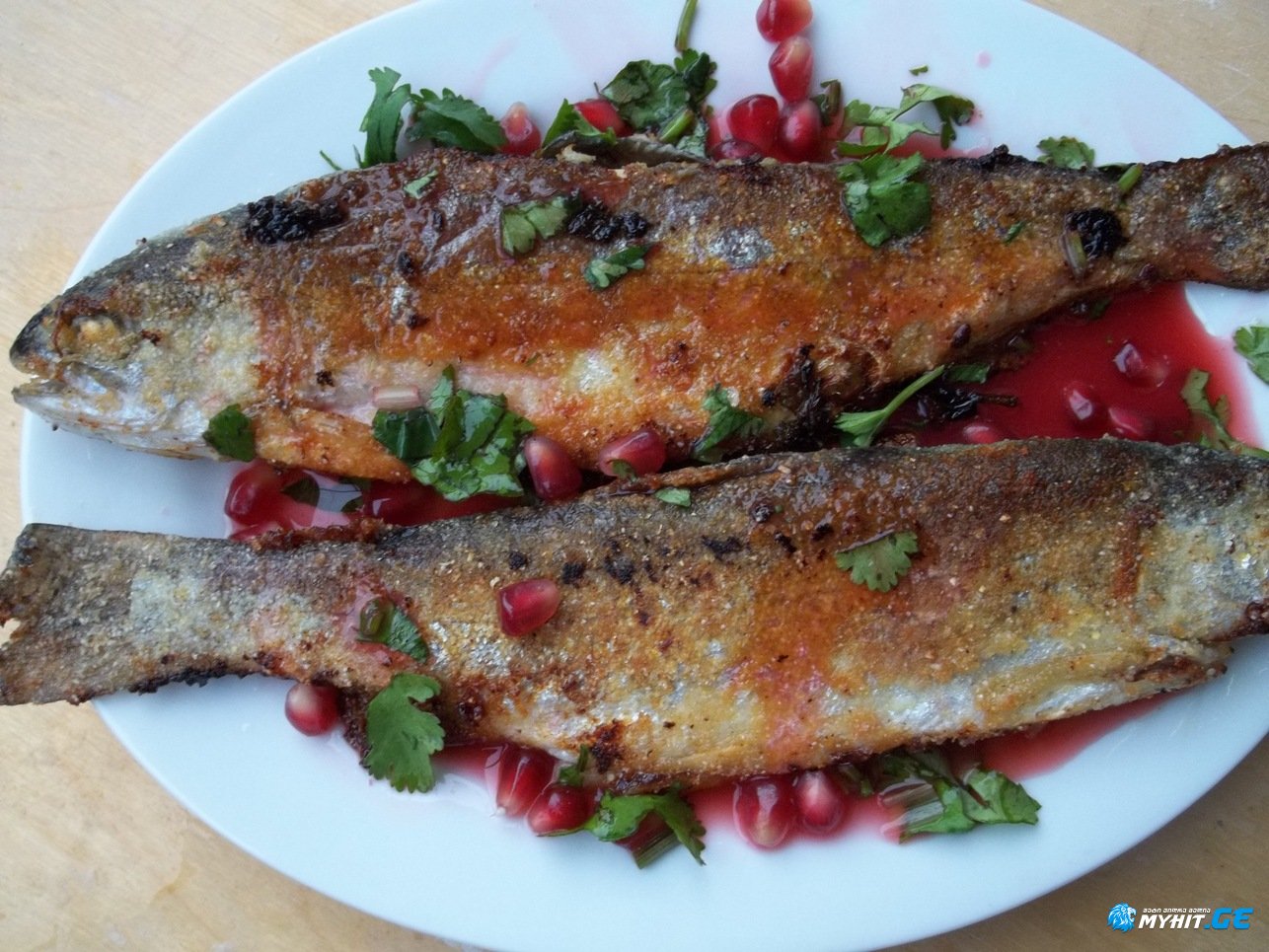 როგორ შევწვათ კალმახი იდეალურად? შეფმზარეულის რეცეპტი