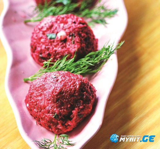 ჭარხლის მხალი ტყემლით