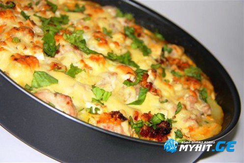 კარტოფილის მობრაწულა ქათმითა და ყველით